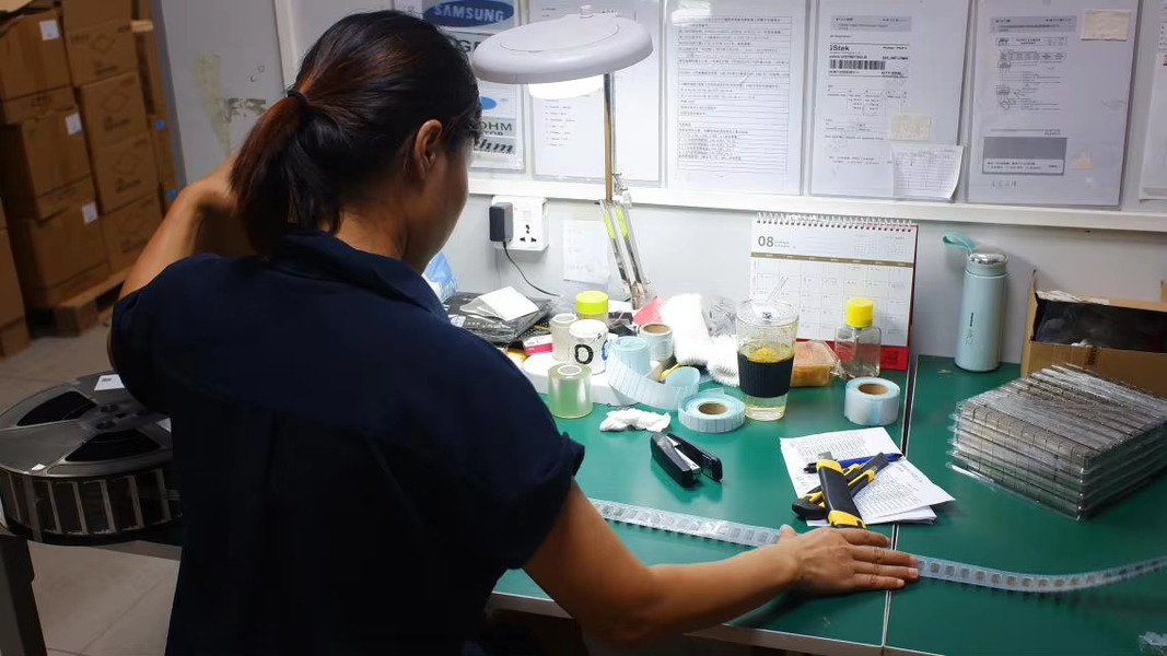 Shenzhen kaiente industry Co.Ltd linea di produzione del fabbricante